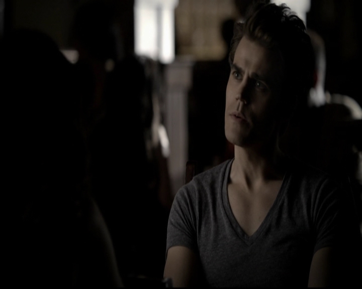 VampireDiariesWorld-dot-org_5x08DeadManOnCampus0807.jpg