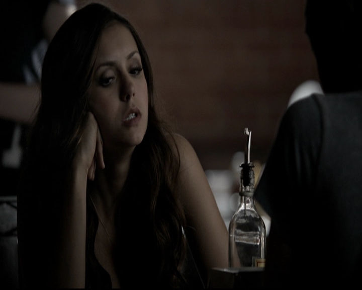 VampireDiariesWorld-dot-org_5x08DeadManOnCampus0814.jpg