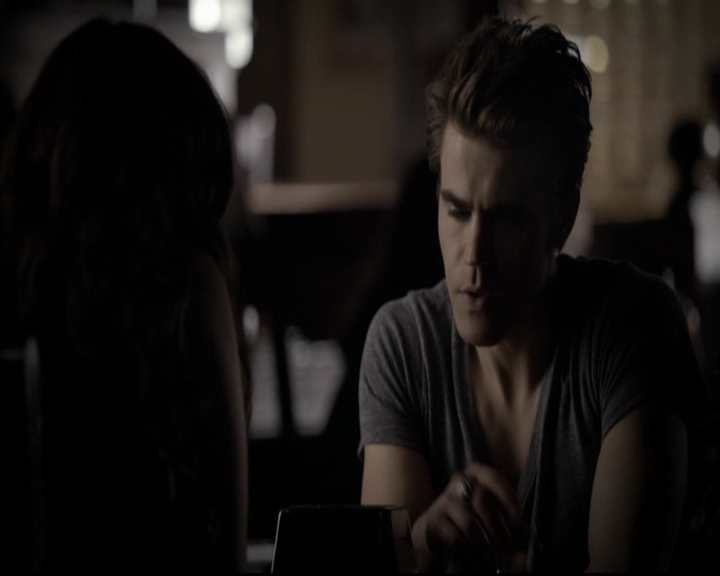 VampireDiariesWorld-dot-org_5x08DeadManOnCampus0834.jpg