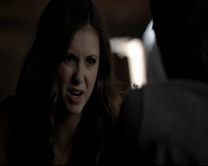 VampireDiariesWorld-dot-org_5x08DeadManOnCampus0847.jpg