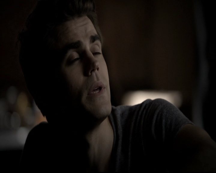 VampireDiariesWorld-dot-org_5x08DeadManOnCampus0858.jpg