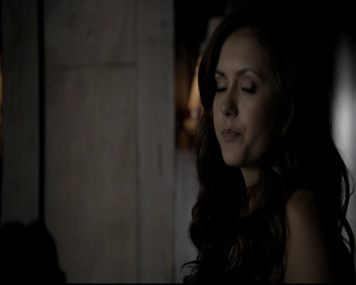 VampireDiariesWorld-dot-org_5x08DeadManOnCampus0859.jpg