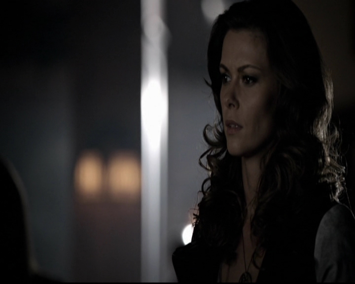 VampireDiariesWorld-dot-org_5x08DeadManOnCampus0861.jpg