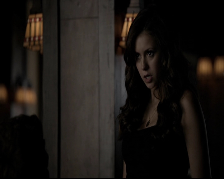 VampireDiariesWorld-dot-org_5x08DeadManOnCampus0868.jpg