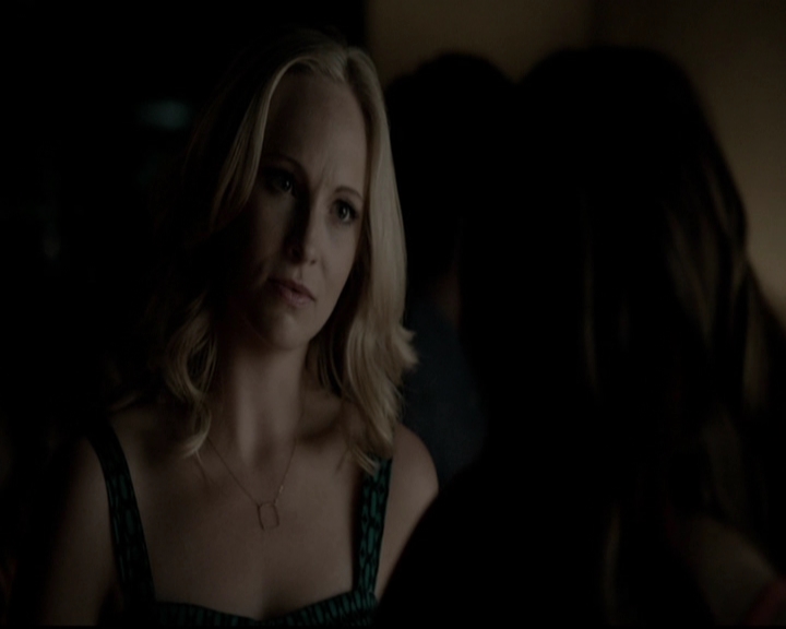 VampireDiariesWorld-dot-org_5x08DeadManOnCampus0931.jpg