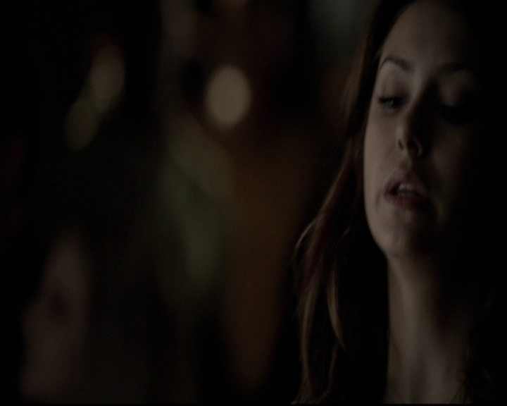 VampireDiariesWorld-dot-org_5x08DeadManOnCampus0938.jpg