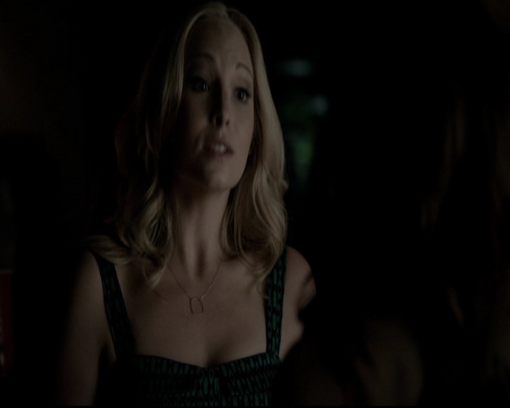 VampireDiariesWorld-dot-org_5x08DeadManOnCampus0945.jpg