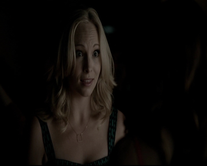 VampireDiariesWorld-dot-org_5x08DeadManOnCampus0948.jpg