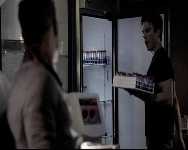 VampireDiariesWorld-dot-org_5x08DeadManOnCampus0967.jpg