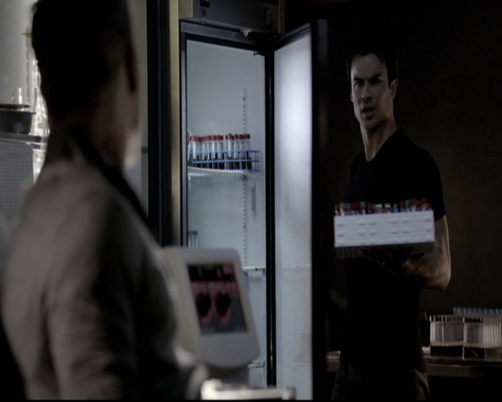 VampireDiariesWorld-dot-org_5x08DeadManOnCampus0968.jpg