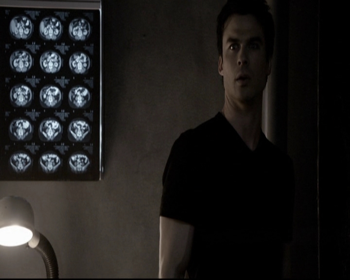 VampireDiariesWorld-dot-org_5x08DeadManOnCampus0979.jpg