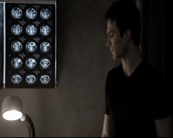 VampireDiariesWorld-dot-org_5x08DeadManOnCampus0981.jpg