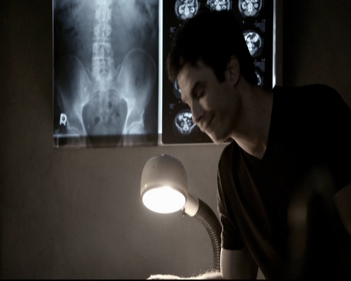 VampireDiariesWorld-dot-org_5x08DeadManOnCampus0988.jpg