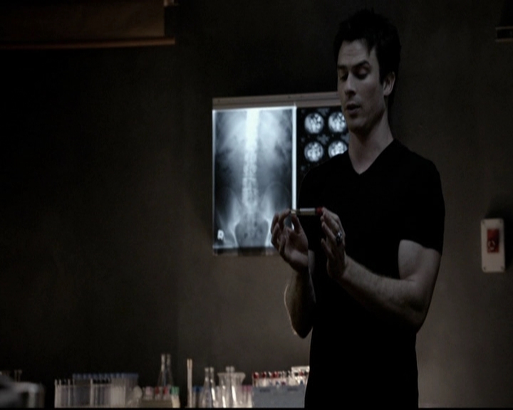 VampireDiariesWorld-dot-org_5x08DeadManOnCampus0995.jpg