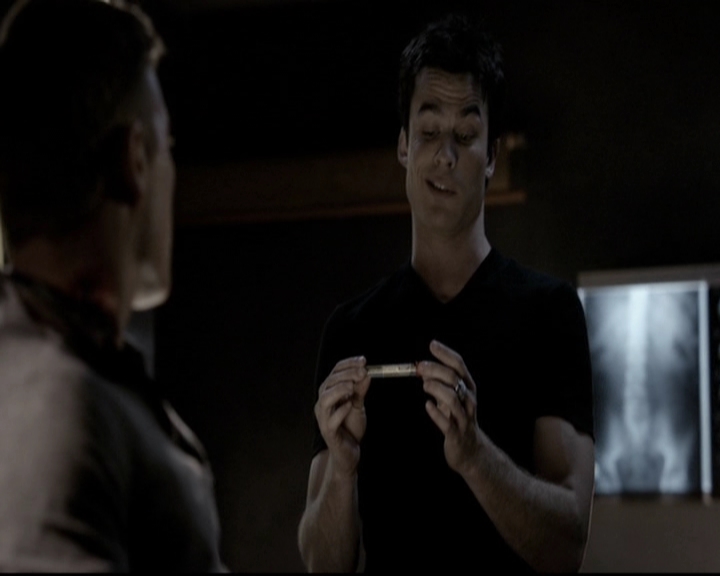 VampireDiariesWorld-dot-org_5x08DeadManOnCampus0997.jpg