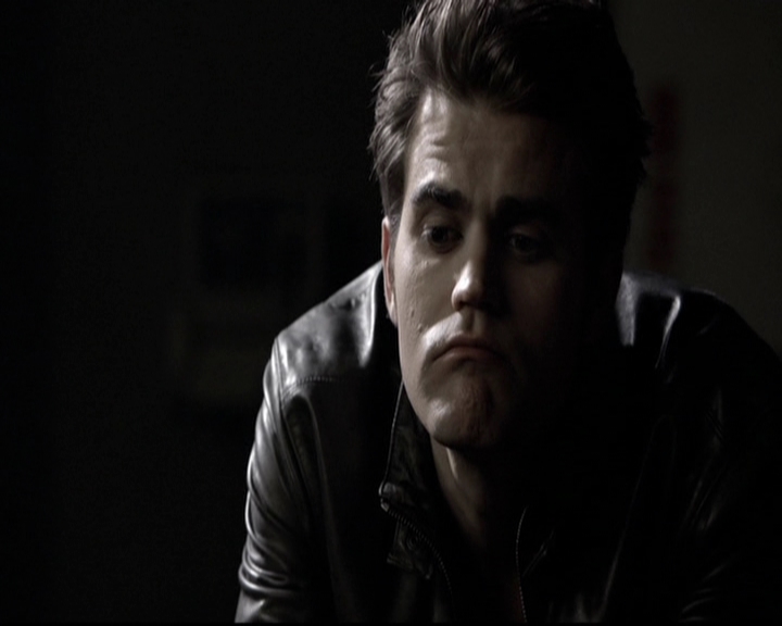 VampireDiariesWorld-dot-org_5x08DeadManOnCampus1032.jpg