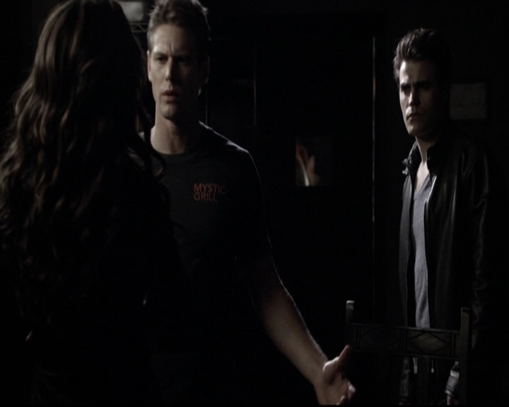 VampireDiariesWorld-dot-org_5x08DeadManOnCampus1038.jpg