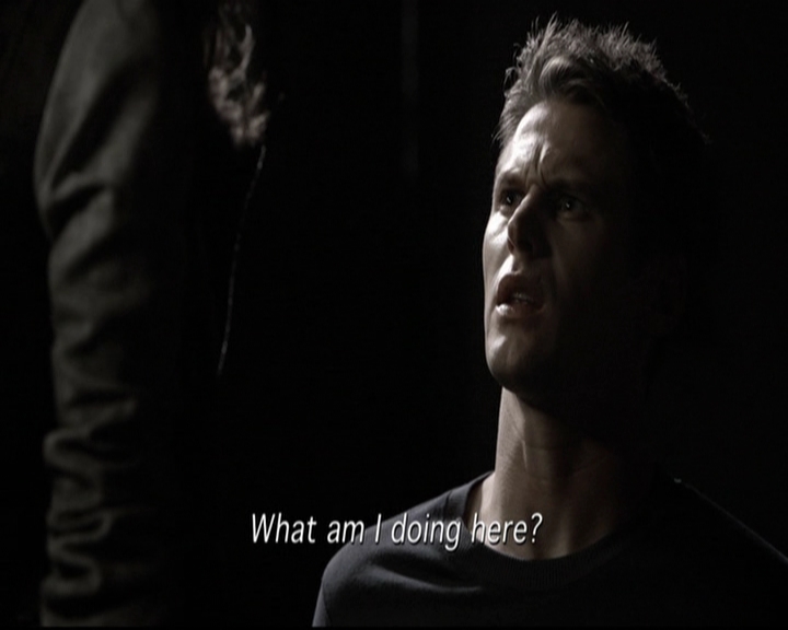 VampireDiariesWorld-dot-org_5x08DeadManOnCampus1062.jpg