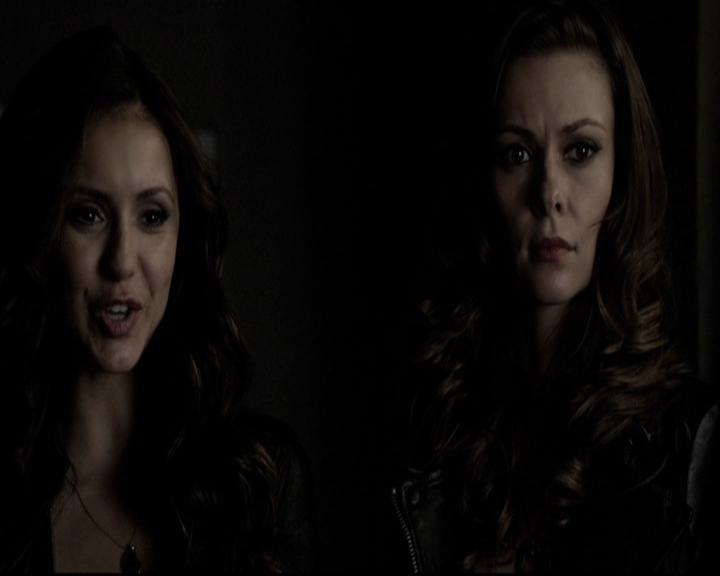 VampireDiariesWorld-dot-org_5x08DeadManOnCampus1075.jpg