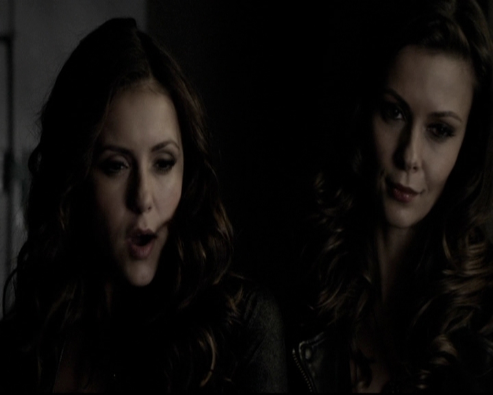 VampireDiariesWorld-dot-org_5x08DeadManOnCampus1086.jpg