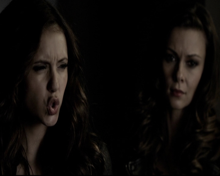 VampireDiariesWorld-dot-org_5x08DeadManOnCampus1092.jpg