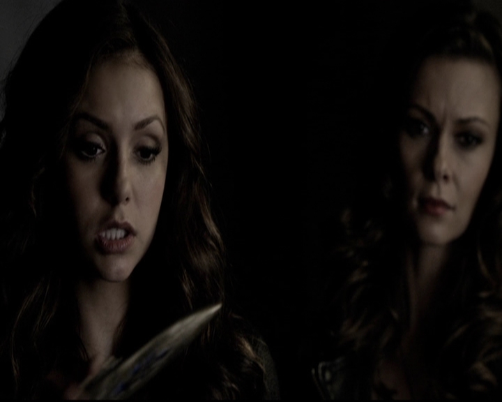 VampireDiariesWorld-dot-org_5x08DeadManOnCampus1094.jpg