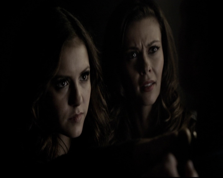 VampireDiariesWorld-dot-org_5x08DeadManOnCampus1116.jpg