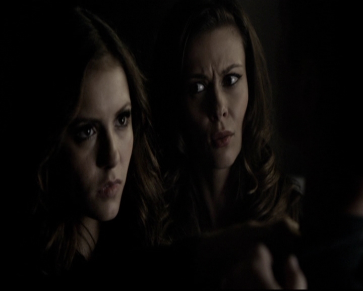 VampireDiariesWorld-dot-org_5x08DeadManOnCampus1117.jpg