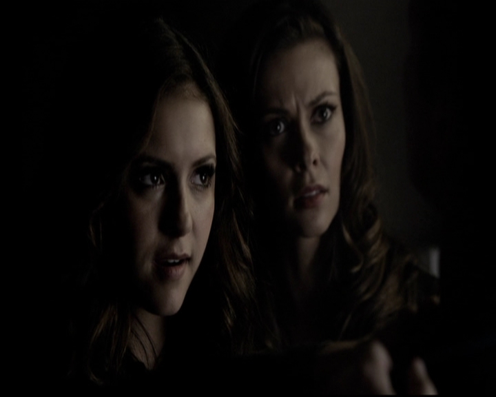 VampireDiariesWorld-dot-org_5x08DeadManOnCampus1122.jpg