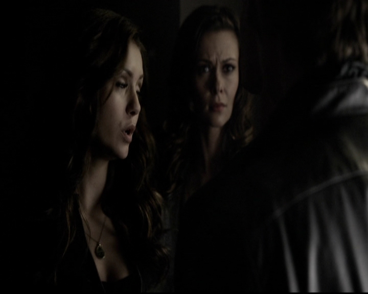 VampireDiariesWorld-dot-org_5x08DeadManOnCampus1131.jpg