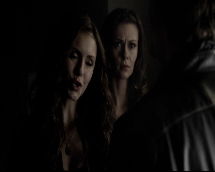 VampireDiariesWorld-dot-org_5x08DeadManOnCampus1133.jpg