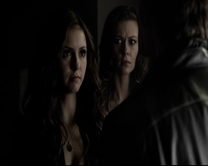 VampireDiariesWorld-dot-org_5x08DeadManOnCampus1134.jpg