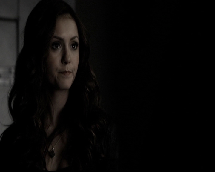 VampireDiariesWorld-dot-org_5x08DeadManOnCampus1159.jpg