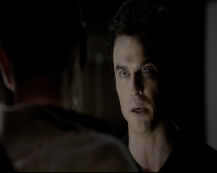 VampireDiariesWorld-dot-org_5x08DeadManOnCampus1380.jpg