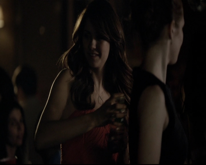 VampireDiariesWorld-dot-org_5x08DeadManOnCampus1422.jpg