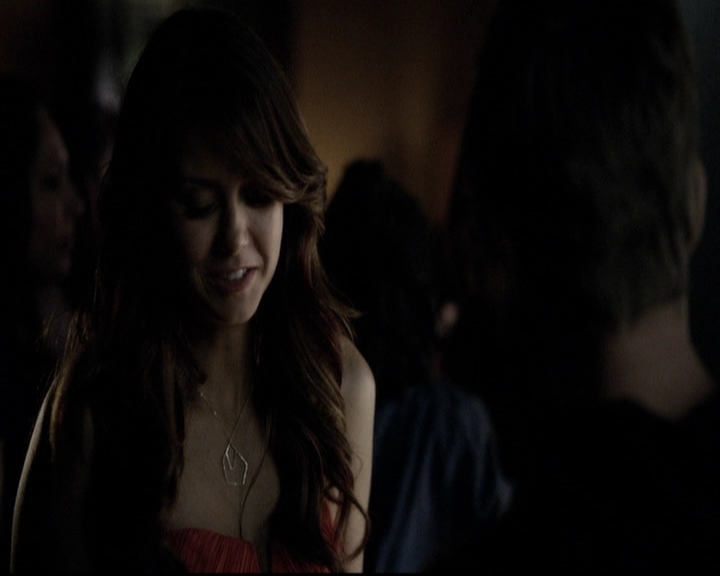 VampireDiariesWorld-dot-org_5x08DeadManOnCampus1451.jpg