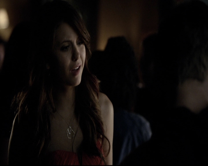 VampireDiariesWorld-dot-org_5x08DeadManOnCampus1453.jpg