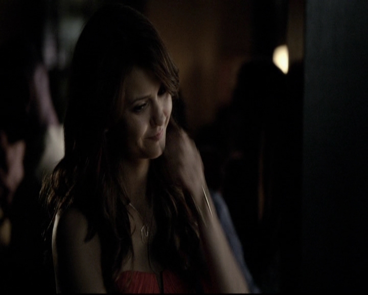 VampireDiariesWorld-dot-org_5x08DeadManOnCampus1471.jpg