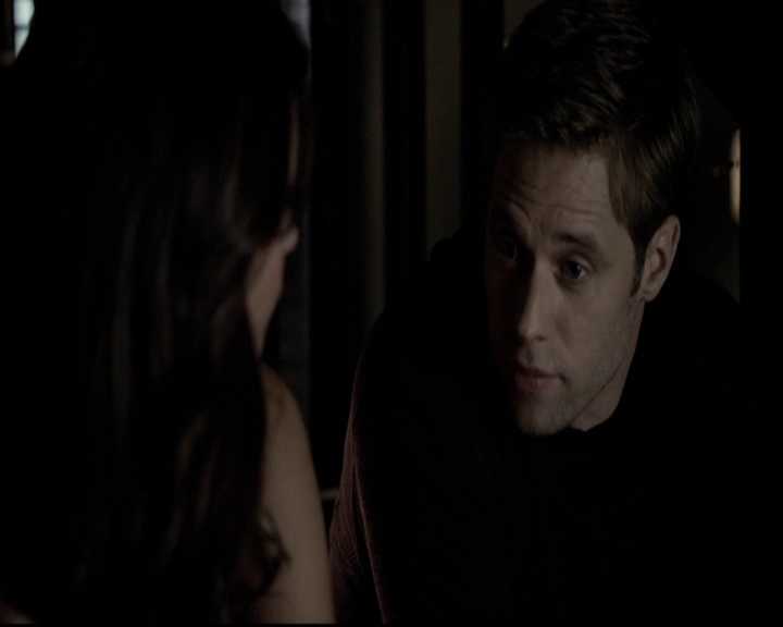 VampireDiariesWorld-dot-org_5x08DeadManOnCampus1490.jpg