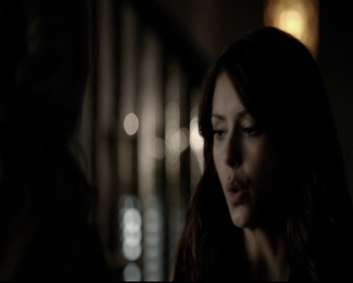 VampireDiariesWorld-dot-org_5x08DeadManOnCampus1533.jpg