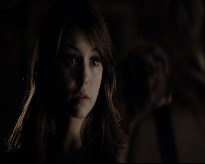 VampireDiariesWorld-dot-org_5x08DeadManOnCampus1537.jpg