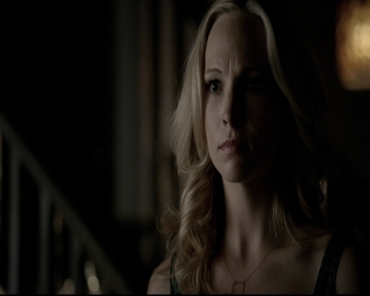 VampireDiariesWorld-dot-org_5x08DeadManOnCampus1541.jpg