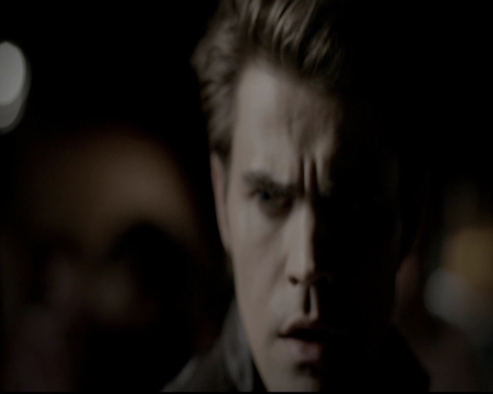 VampireDiariesWorld-dot-org_5x08DeadManOnCampus1566.jpg