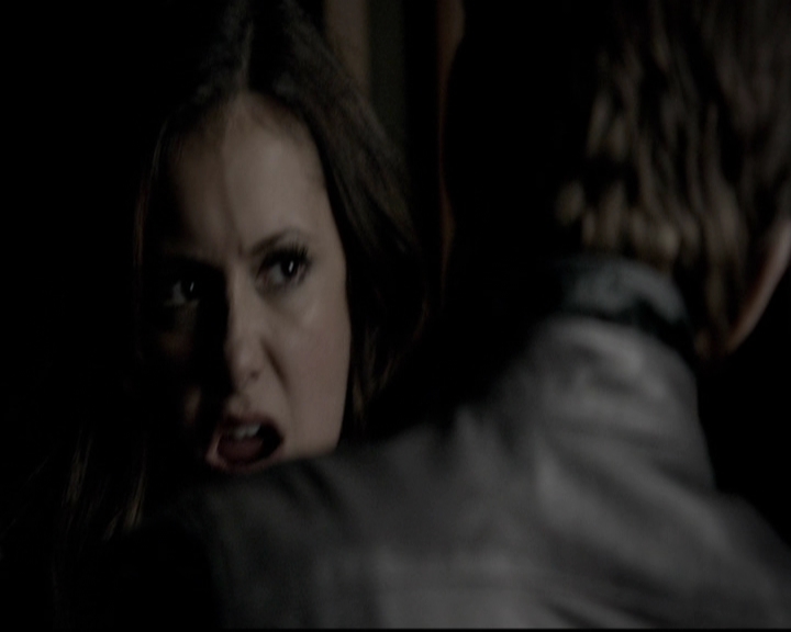 VampireDiariesWorld-dot-org_5x08DeadManOnCampus1618.jpg