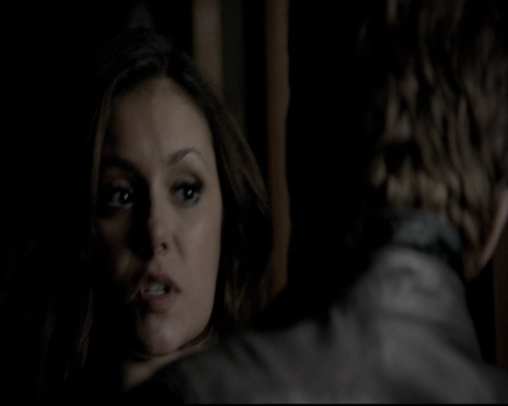 VampireDiariesWorld-dot-org_5x08DeadManOnCampus1620.jpg