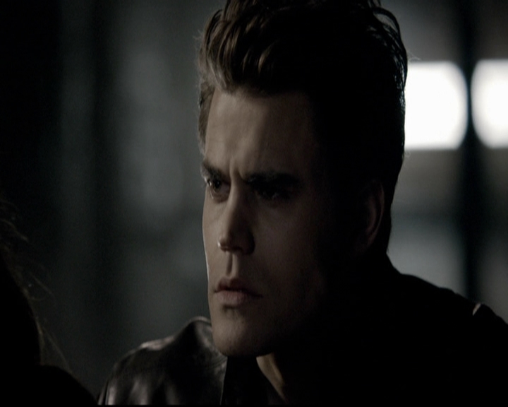 VampireDiariesWorld-dot-org_5x08DeadManOnCampus1623.jpg