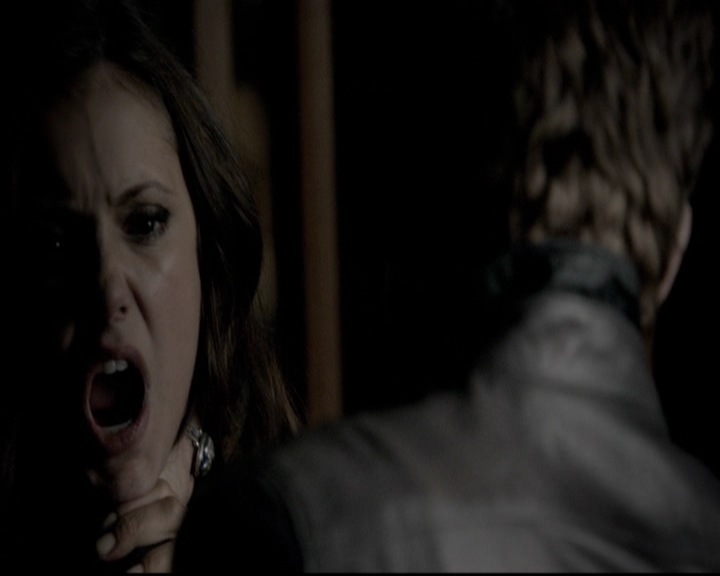 VampireDiariesWorld-dot-org_5x08DeadManOnCampus1629.jpg