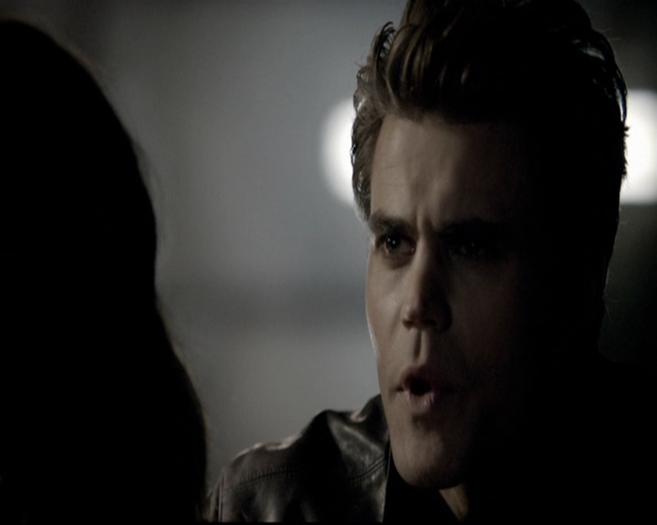 VampireDiariesWorld-dot-org_5x08DeadManOnCampus1631.jpg