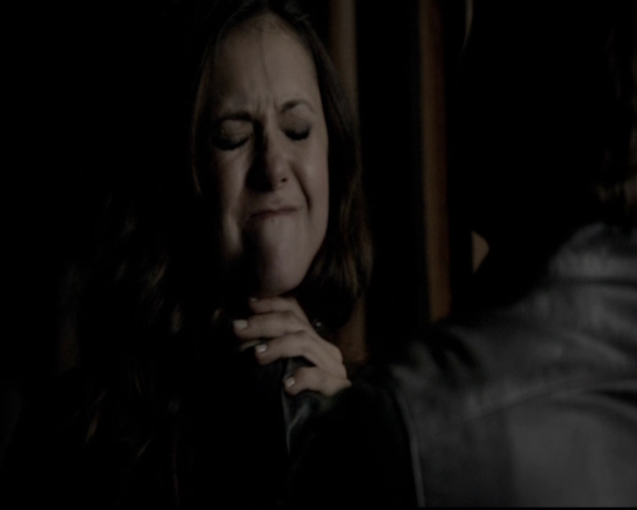 VampireDiariesWorld-dot-org_5x08DeadManOnCampus1633.jpg