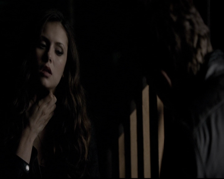 VampireDiariesWorld-dot-org_5x08DeadManOnCampus1651.jpg